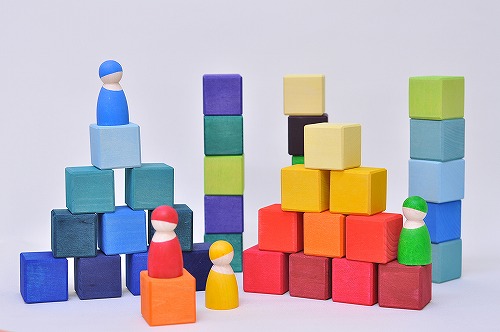 にじのキューブ 小