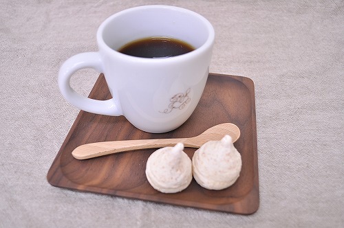 木のお皿 S 茶
